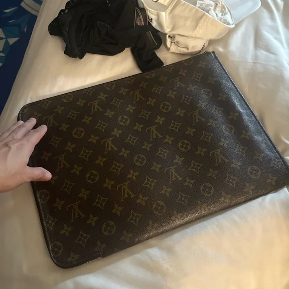 Louis Vuitton monogram posh documents holder - Picture 4 of 10